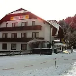 Hotel Jera Am Furtnerteich Hotel-ristorante&relax 3*