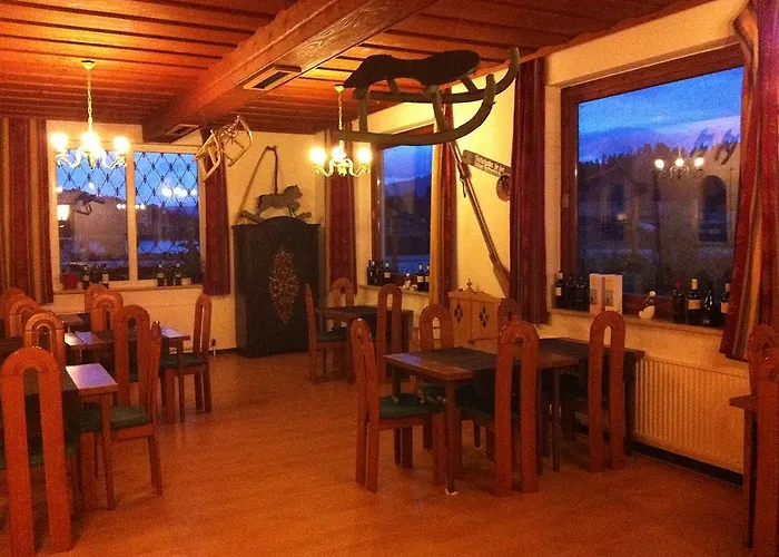 Jera Am Furtnerteich Hotel-ristorante&relax فندق 3*